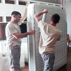 Аккуратная упаковка кровати для перевозки на Газель Аккуратная упаковка кровати для транспортировки на Газель